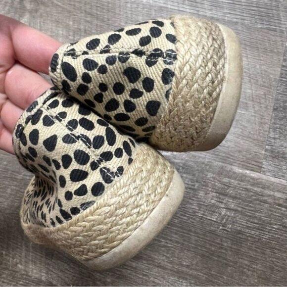ESPRIT Animal Print Slip On Shoes Size 7.5 - Picture 4 of 7